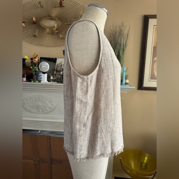 Drew linen blend frayed hem top - Picture 4 of 11